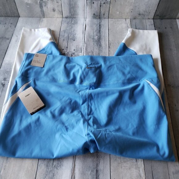 NWT -  Nike Yoga Women's Plus High-Waisted 7/8 Dri-Fit Leggings – Size 3X - Picture 2 of 8